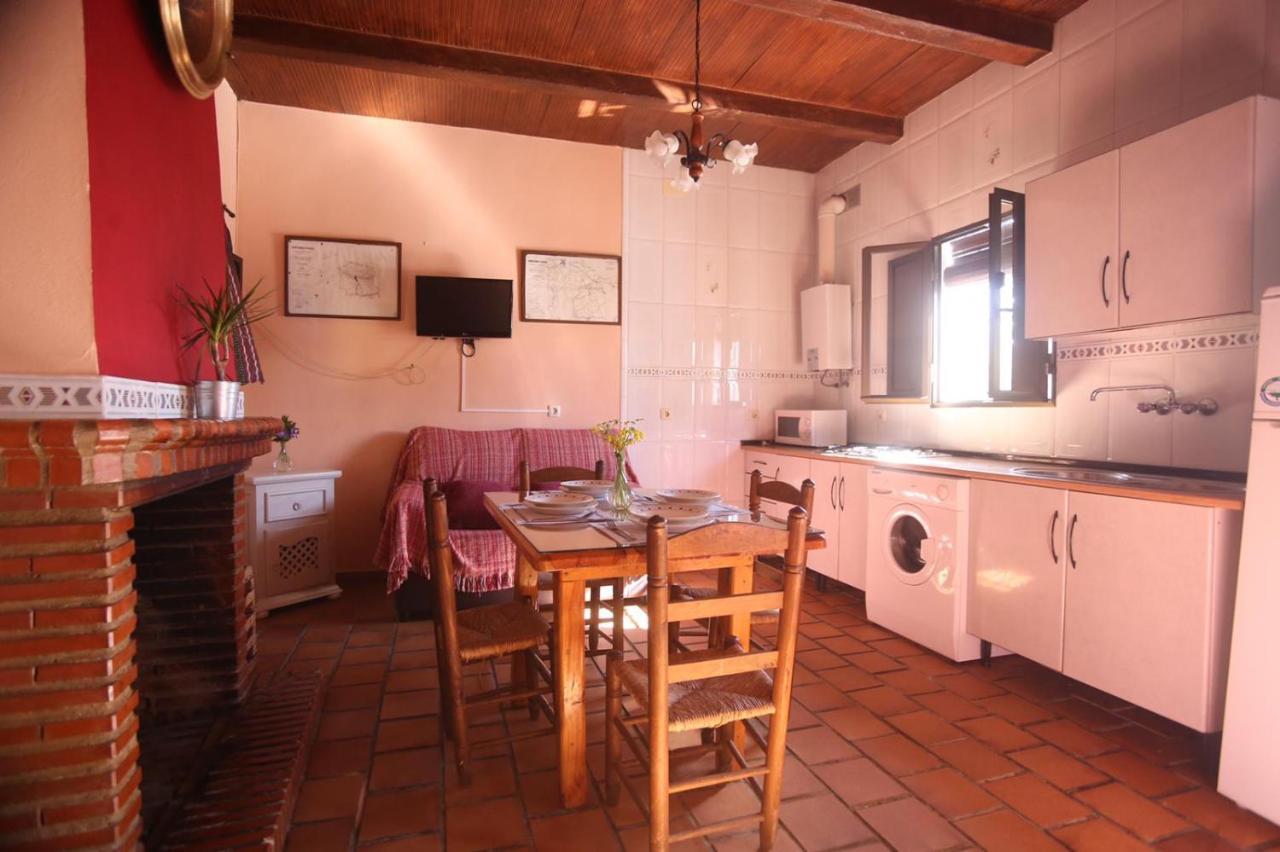 Las Casitas Daire Higuera De La Sierra  Dış mekan fotoğraf